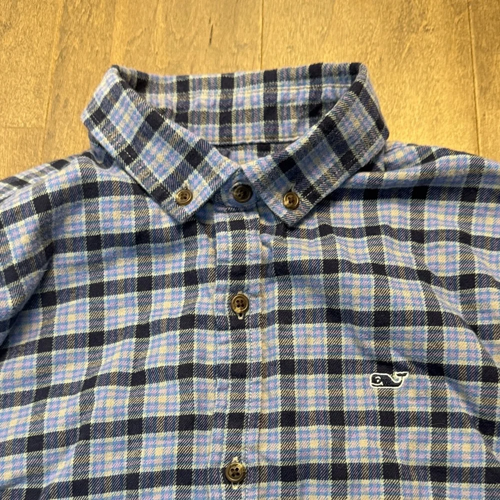 Vineyard Vines Boys Blue Plaid Flannel Button Down Shirt Whale Logo Size M